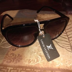 Louis Vuitton Shades